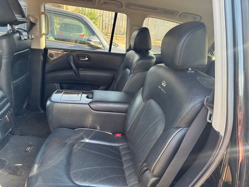 Used 2013 INFINITI QX56 4WD w/ Deluxe Touring Pkg image 17