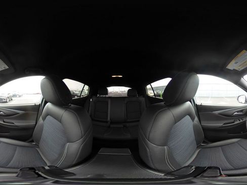 Used 2025 Buick Envista Sport Touring FWD image 42