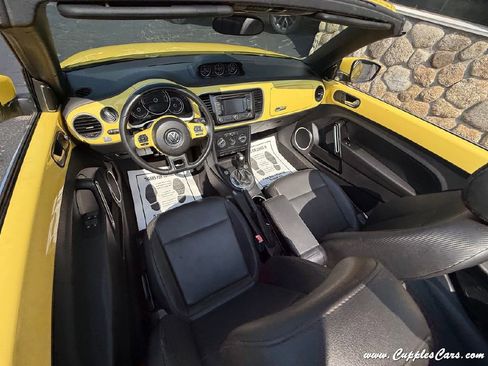 Used 2014 Volkswagen Beetle TDI image 27