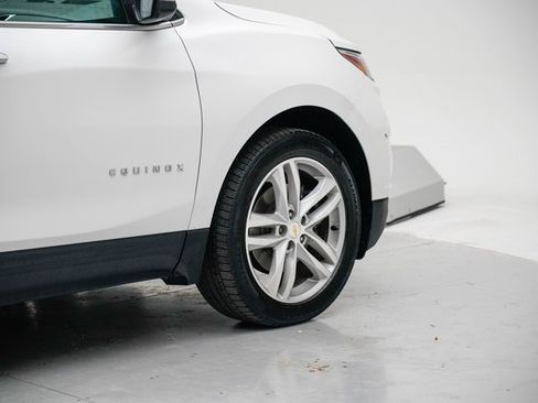 Used 2019 Chevrolet Equinox Premier image 7