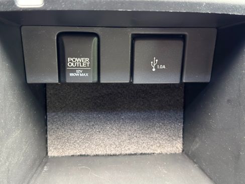 Used 2017 Honda Accord EX image 29