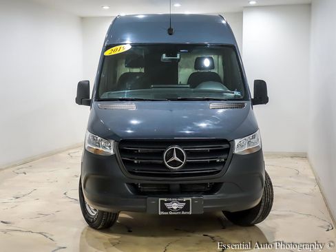 Used 2019 Mercedes-Benz Sprinter 170 image 4