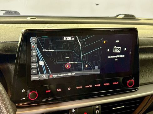 Used 2024 Kia Forte GT-Line image 16