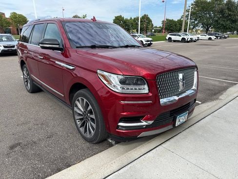 Used 2019 Lincoln Navigator Select w/ Technology Package AWD/4WD image 1