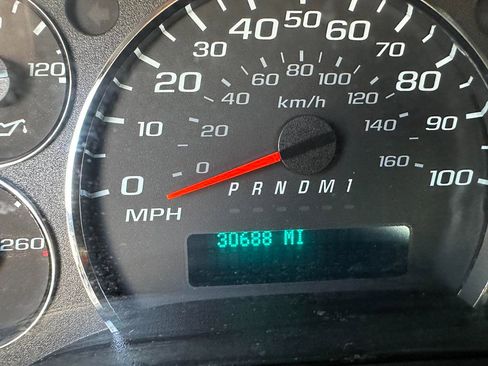 Used 2022 Chevrolet Express 2500 RWD 2500 135 w/ Driver Convenience Package image 14