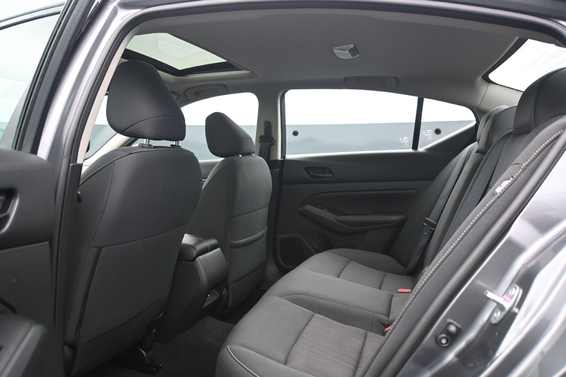 Used 2024 Nissan Altima 2.5 SV w/ SV Premium Package AWD/4WD image 15