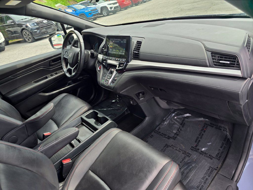 Used 2023 Honda Odyssey Sport image 31