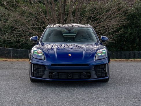 New 2026 Porsche Panamera 4 image 10