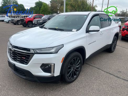 Used 2023 Chevrolet Traverse RS w/ LPO, Floor Liner Package AWD/4WD image 1