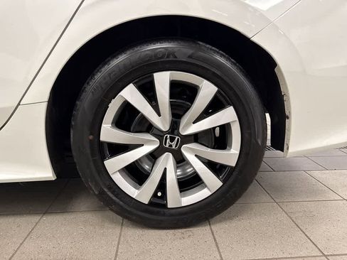 Used 2023 Honda Civic LX image 10