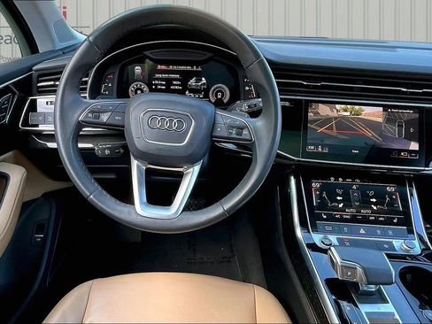Used 2023 Audi Q7 3.0T Premium Plus w/ Premium Plus Package AWD/4WD image 8