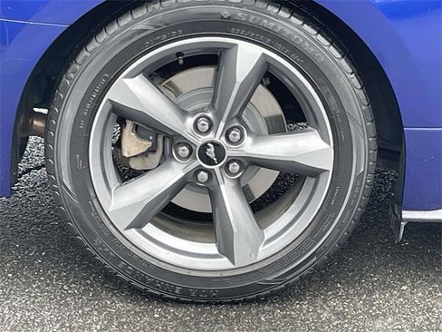 Used 2016 Ford Mustang Convertible w/ Equipment Group 051A image 32