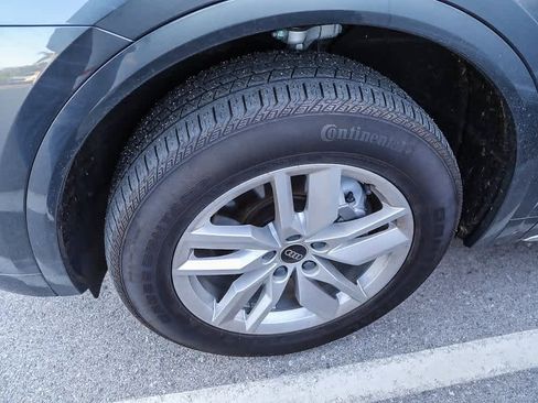 Used 2023 Audi Q5 2.0T Premium w/ Convenience Package image 8