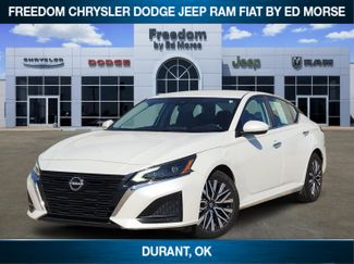 Used 2023 Nissan Altima 2.5 SV video 1