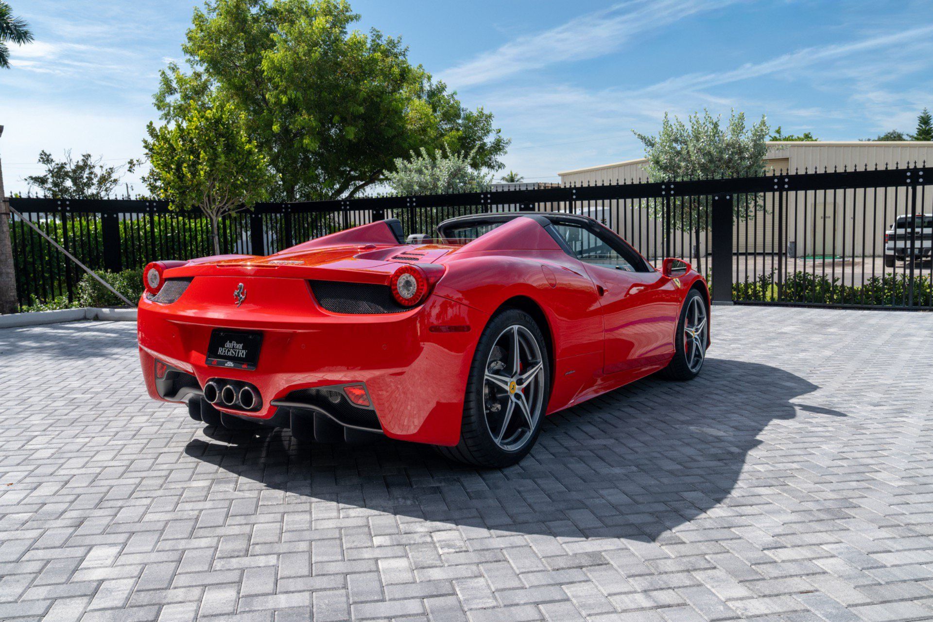 Used 2013 Ferrari 458 Spider RWD image 3