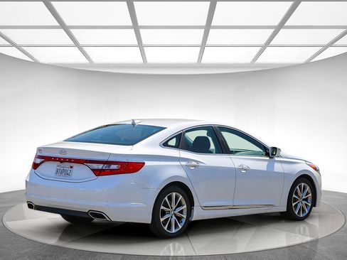 Used 2015 Hyundai Azera FWD image 3