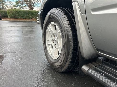 Used 2005 Dodge Dakota SLT image 10