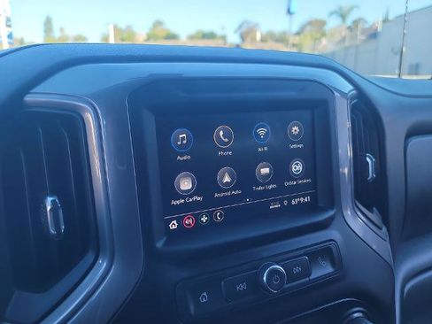 Used 2022 Chevrolet Silverado 2500 Custom w/ Custom Value Package image 13