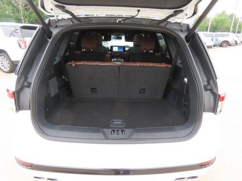 Used 2026 Lincoln Aviator Reserve w/ Jet Appearance Package RWD image 12