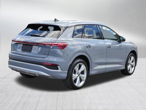 Used 2023 Audi Q4 e-tron Premium Plus w/ Premium Plus AWD/4WD image 7