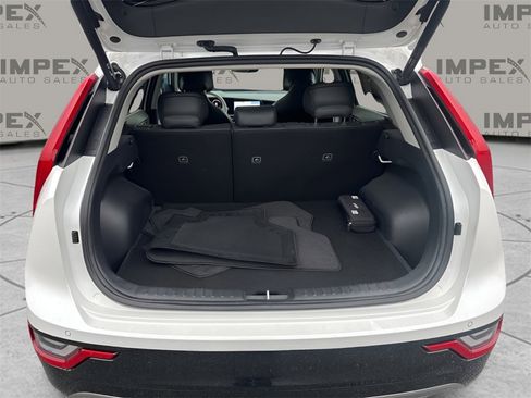 Used 2023 Kia Niro Wave w/ Wave Preserve Package image 30