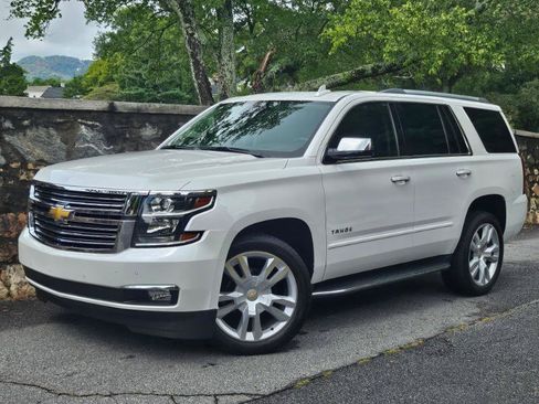 Used 2019 Chevrolet Tahoe Premier AWD/4WD image 4