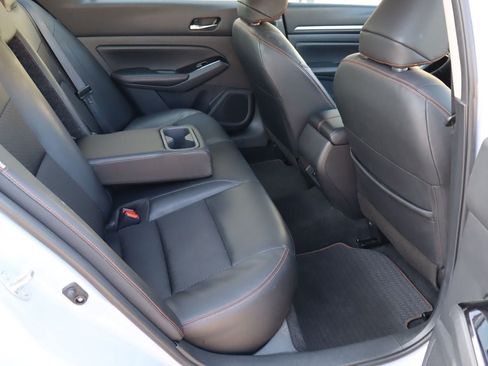 Used 2025 Nissan Altima 2.5 SR FWD image 17
