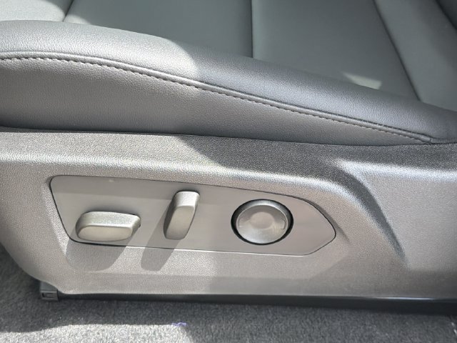 New 2026 Chevrolet Colorado Trail Boss AWD/4WD image 24