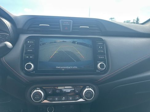 Used 2024 Nissan Versa SR image 14