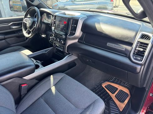 Used 2020 RAM 1500 Big Horn AWD/4WD image 10