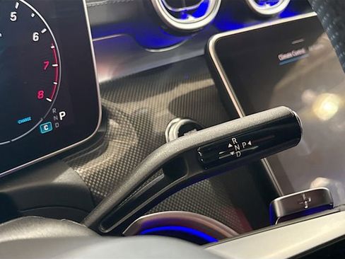 Used 2024 Mercedes-Benz CLE 300 4MATIC Cabriolet image 18