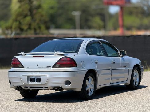 Used 2001 Pontiac Grand Am GT FWD image 9