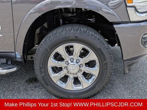 Used 2022 RAM 2500 Limited AWD/4WD image 10