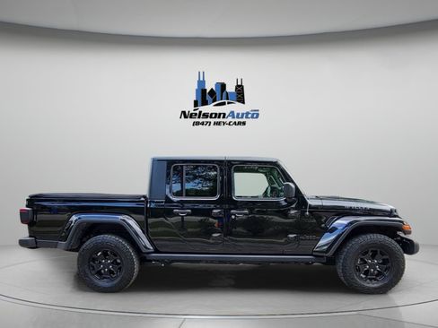 Used 2021 Jeep Gladiator Sport AWD/4WD image 3