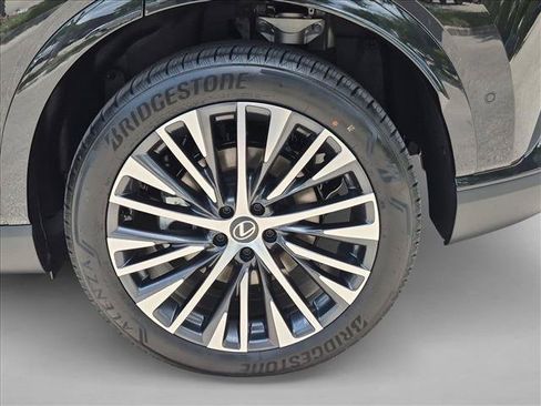 New 2026 Lexus RX 350h AWD/4WD image 10