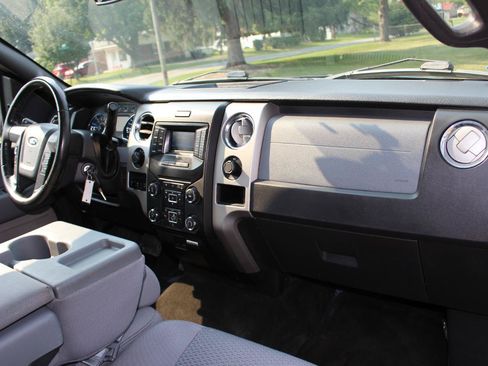 Used 2014 Ford F150 XLT w/ Equipment Group 302A Luxury AWD/4WD image 39