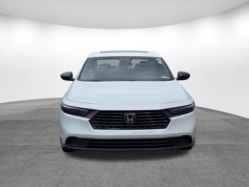 Used 2024 Honda Accord Sport image 2