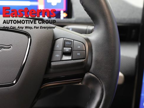 Used 2025 Ford Mustang Mach-E Premium AWD/4WD image 16