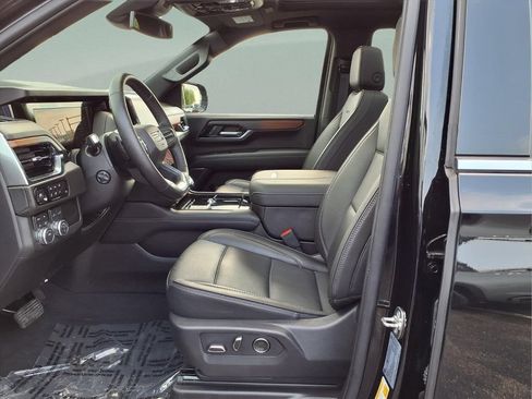 Certified 2026 GMC Yukon Denali w/ Sun & Power Step Package AWD/4WD image 17