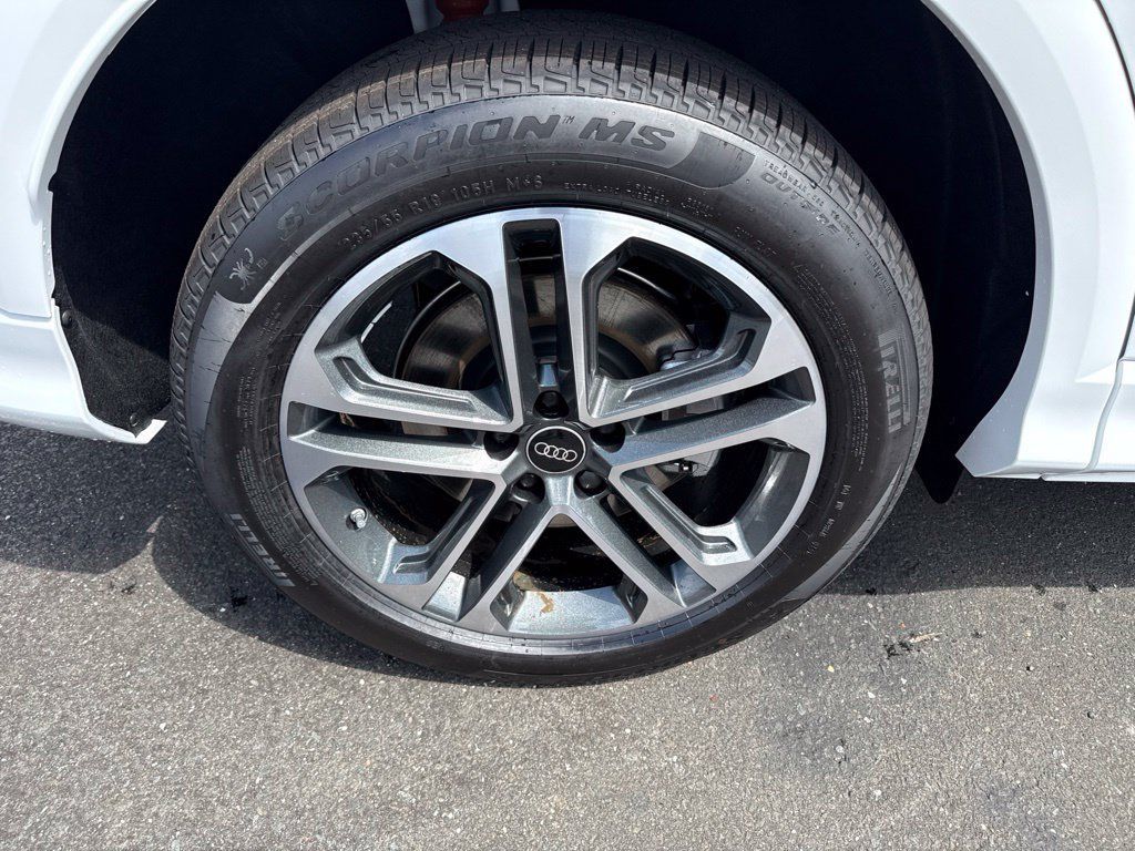 New 2026 Audi Q5 Premium AWD/4WD image 13