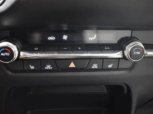 Used 2023 MAZDA CX-30 AWD 2.5 S w/ Premium Package image 32