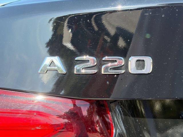 Used 2019 Mercedes-Benz A 220 image 11