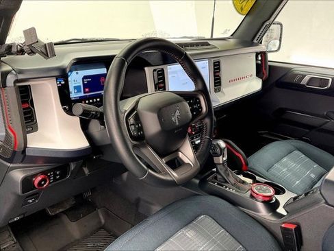 Used 2024 Ford Bronco Heritage Edition image 14