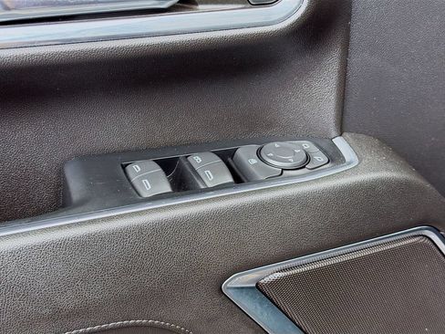 Used 2024 Chevrolet Silverado 2500 LT AWD/4WD image 21