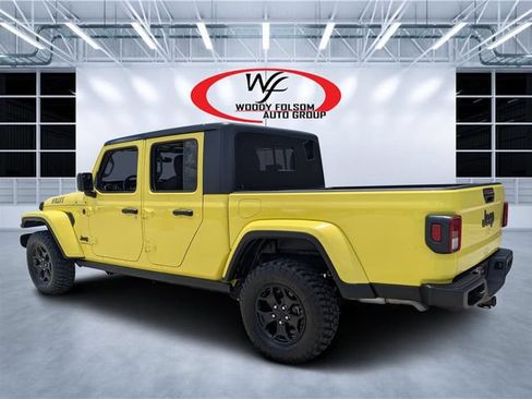 Used 2023 Jeep Gladiator Sport AWD/4WD image 5