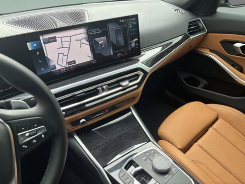 Certified 2024 BMW 330i Sedan w/ Convenience Package image 13