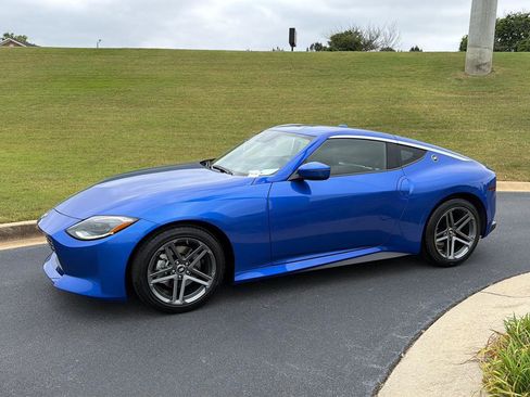 New 2026 Nissan Z Sport w/ Floor Mat Package RWD image 3