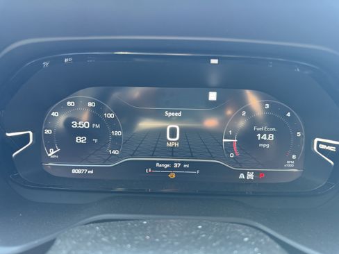 Used 2022 GMC Yukon Denali AWD/4WD image 17