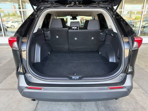 Certified 2021 Toyota RAV4 LE FWD image 15