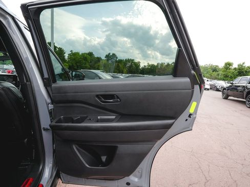 Used 2023 Nissan Pathfinder Rock Creek AWD/4WD image 13